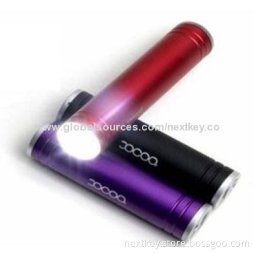 Power Bank, 2,600mAh for iPad/iPhone, with Micro Colors Optional, 3 LED Light Indicators 1 Piece MOQ